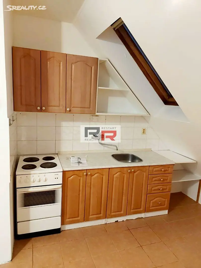 Pronájem bytu 1+kk 36 m², Resslova, Olomouc - Nová Ulice