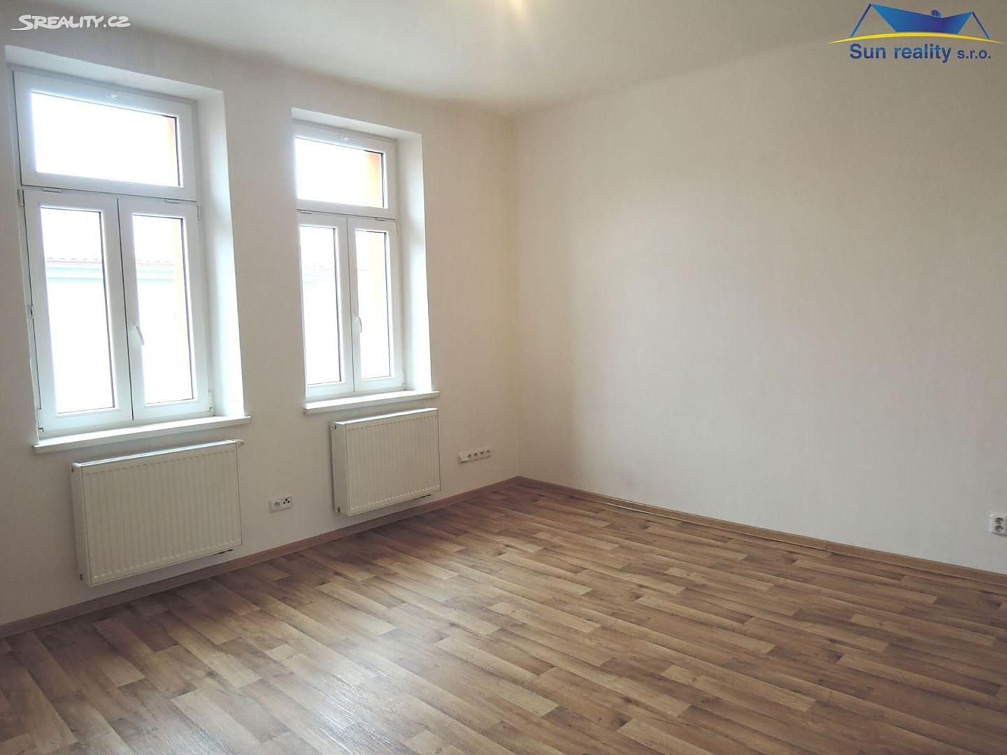 Pronájem bytu 2+1 48 m², Slavníkovců, Ostrava - Mariánské Hory
