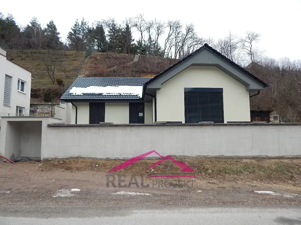 Prodej  rodinného domu 105 m², pozemek 989 m², Doubravník, okres Brno-venkov