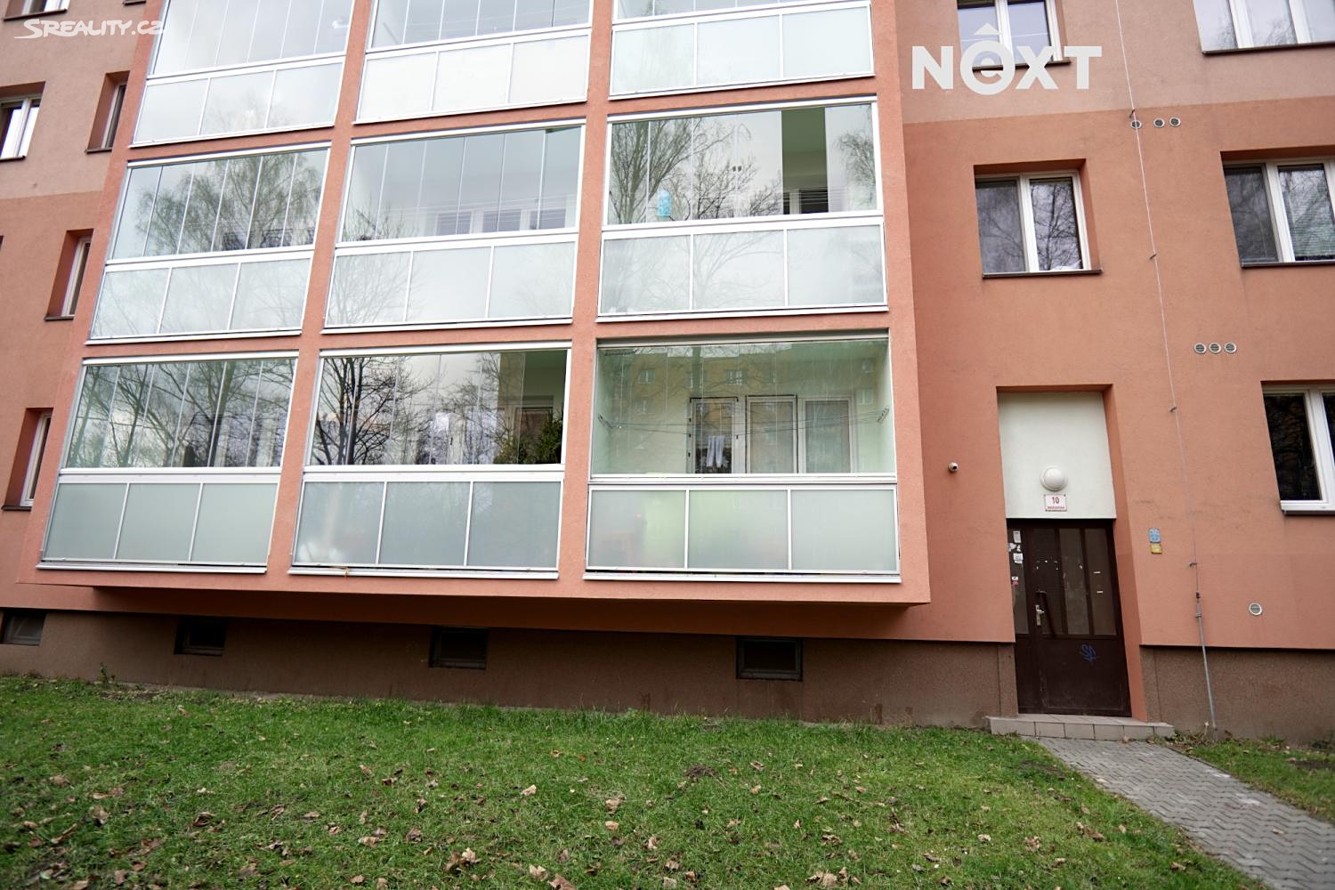 Pronájem bytu 2+kk 58 m², Maďarská, Ostrava - Poruba