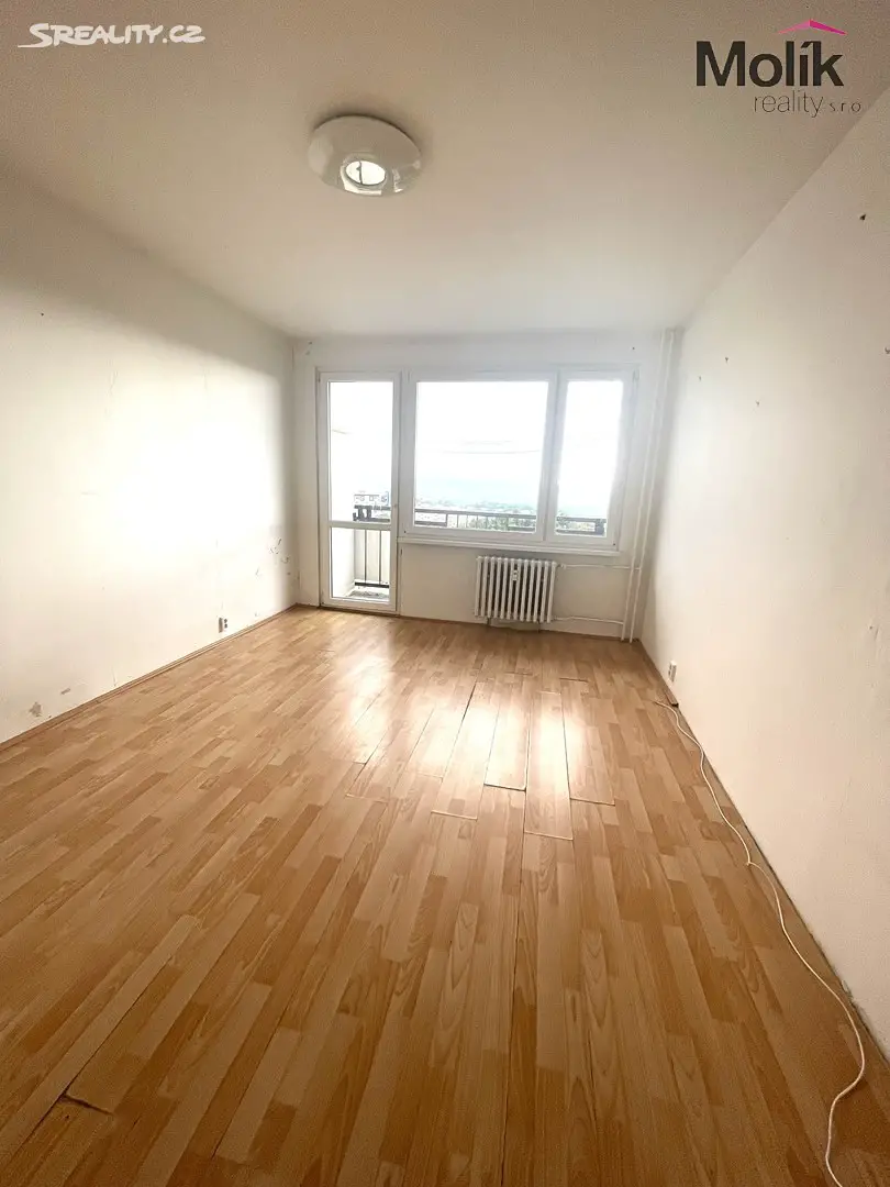 Prodej bytu 3+1 79 m², Karla Čapka, Krupka - Maršov