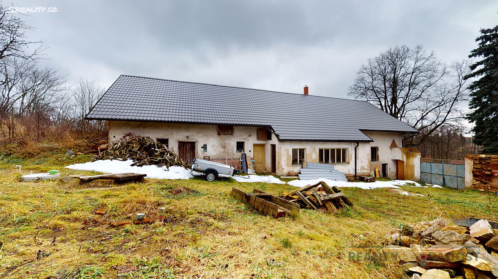 Prodej  rodinného domu 327 m², pozemek 857 m², Polná - Skrýšov, okres Jihlava