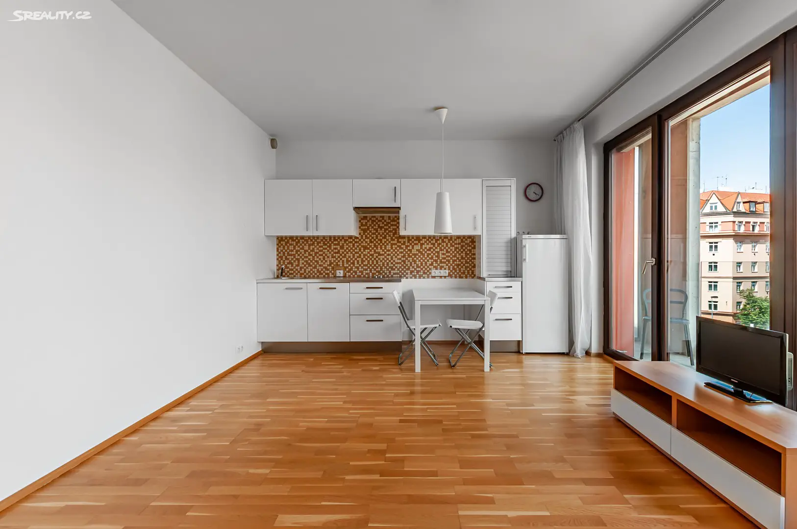 Pronájem bytu 1+kk 34 m², Korunní, Praha 10 - Vinohrady