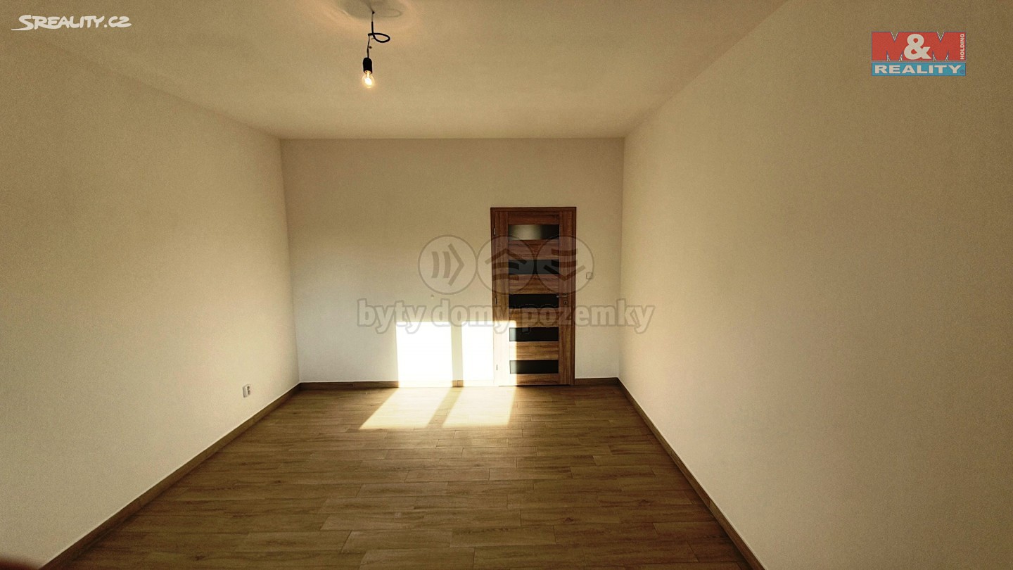 Pronájem bytu 3+1 81 m², Na Rovinách, Davle - Sázava