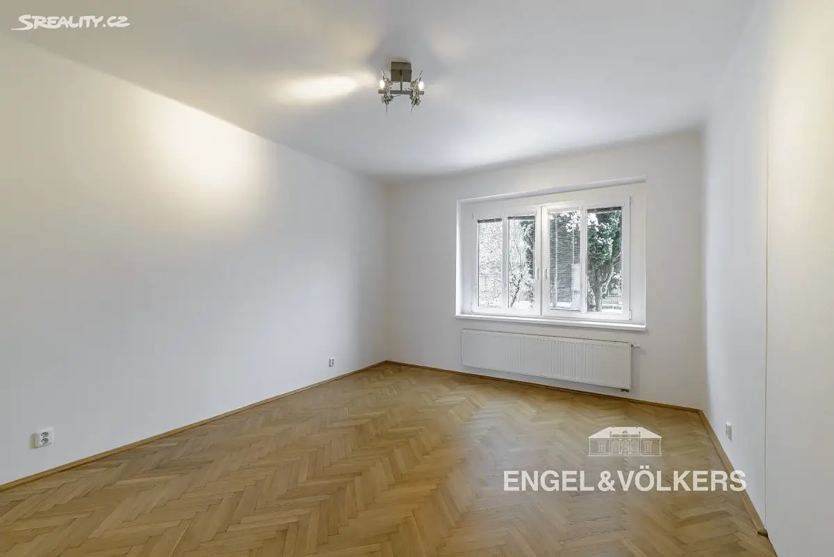 Prodej  rodinného domu 227 m², pozemek 828 m², Štolbova, Praha 6 - Břevnov