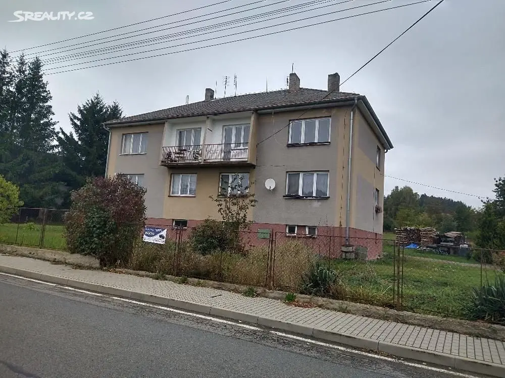Prodej bytu 3+1 74 m², Zvěstov, okres Benešov