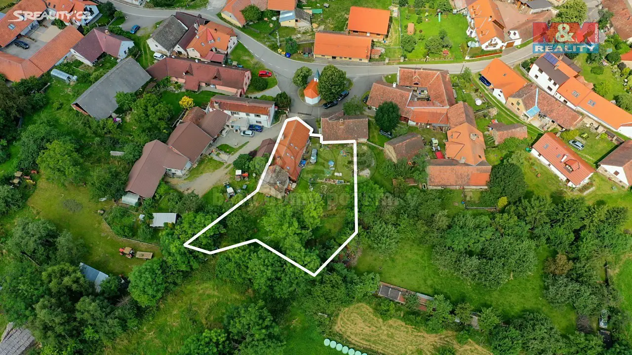 Prodej  rodinného domu 265 m², pozemek 1 165 m², Čestice, okres Strakonice