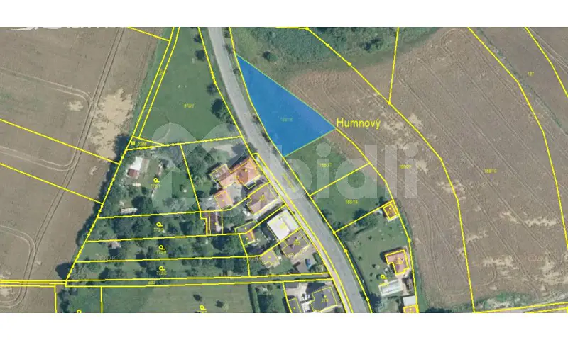 Prodej  stavebního pozemku 900 m², Jedousovská, Choltice