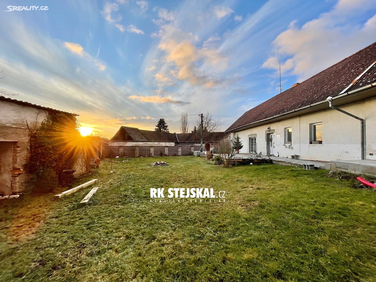 Prodej  rodinného domu 135 m², pozemek 3 836 m², Radenín - Lažany, okres Tábor