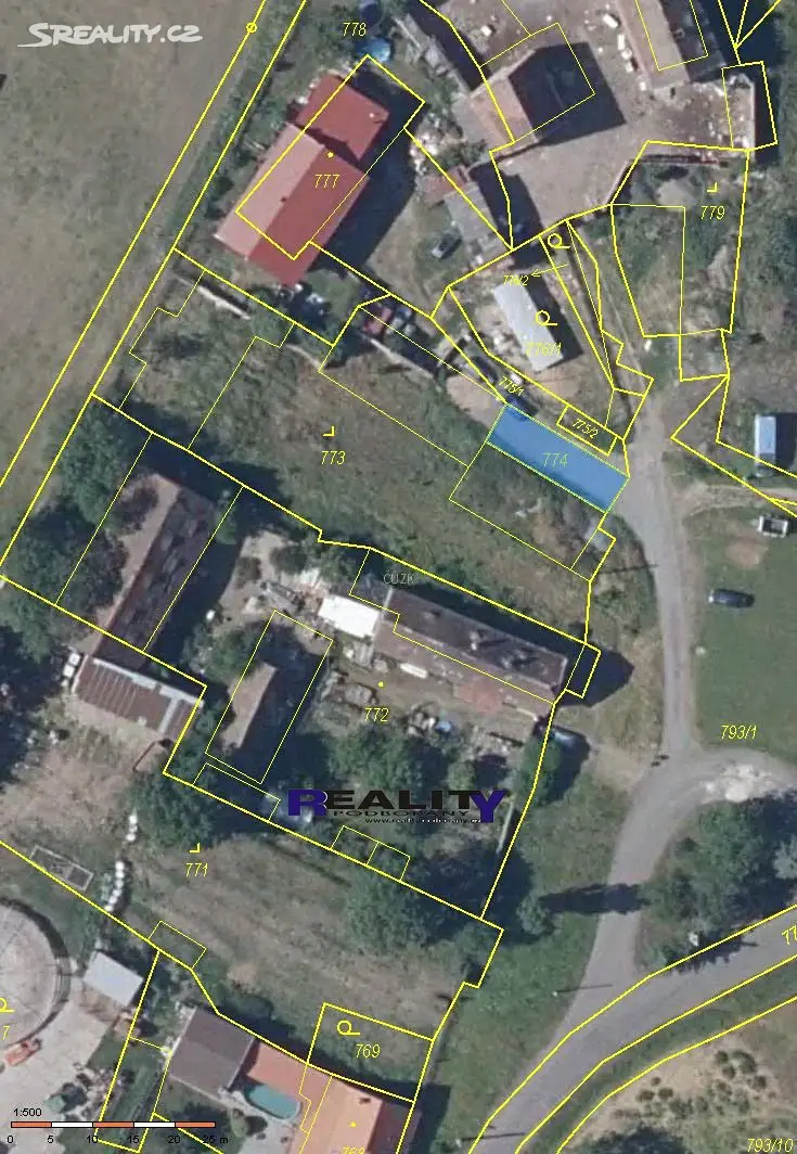 Prodej  stavebního pozemku 1 477 m², Březno - Střezov, okres Chomutov