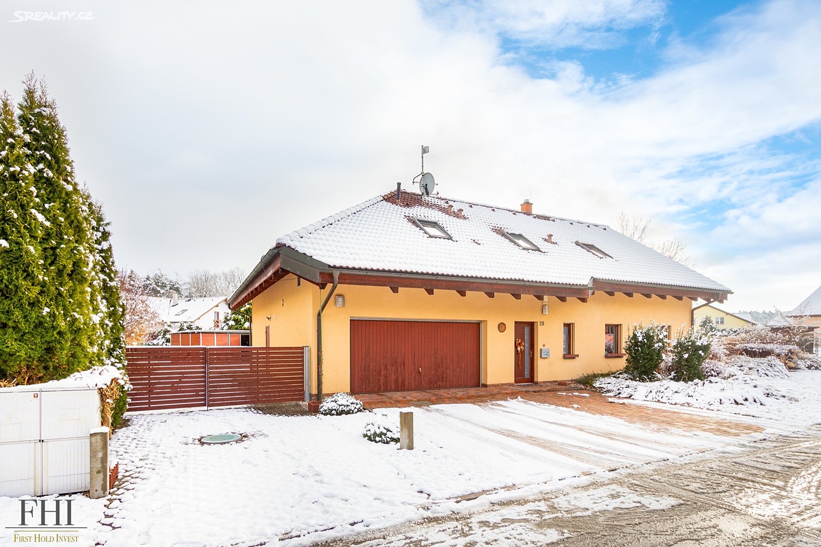 Prodej  rodinného domu 331 m², pozemek 986 m², Dašice - Pod Dubem, okres Pardubice