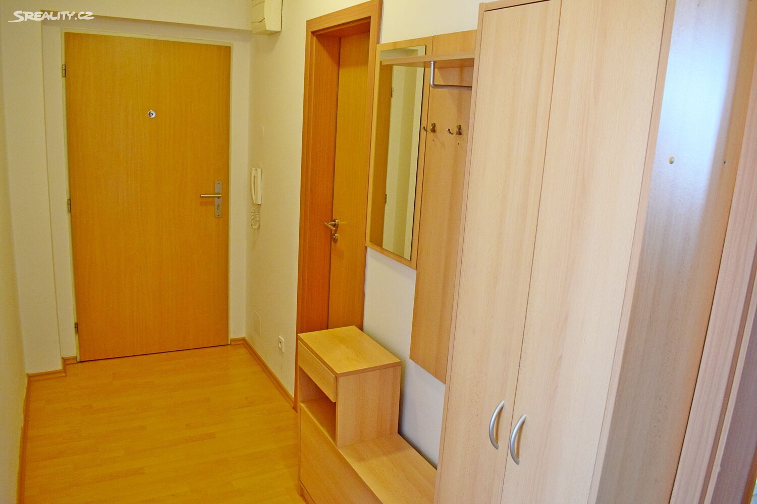 Pronájem bytu 2+kk 77 m², Boloňská, Praha 10 - Horní Měcholupy