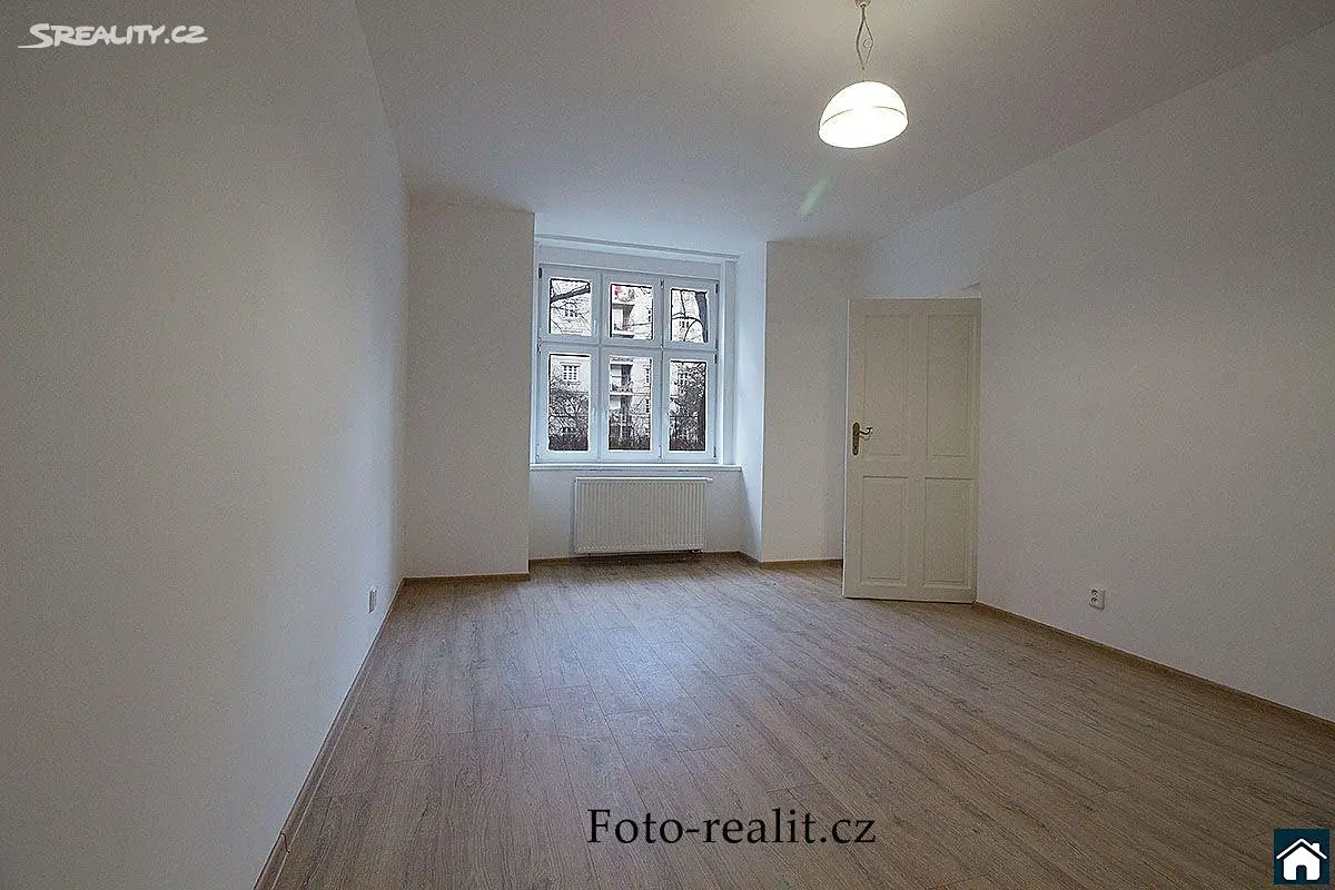 Pronájem bytu 3+kk 78 m², Jeseniova, Praha 3 - Žižkov