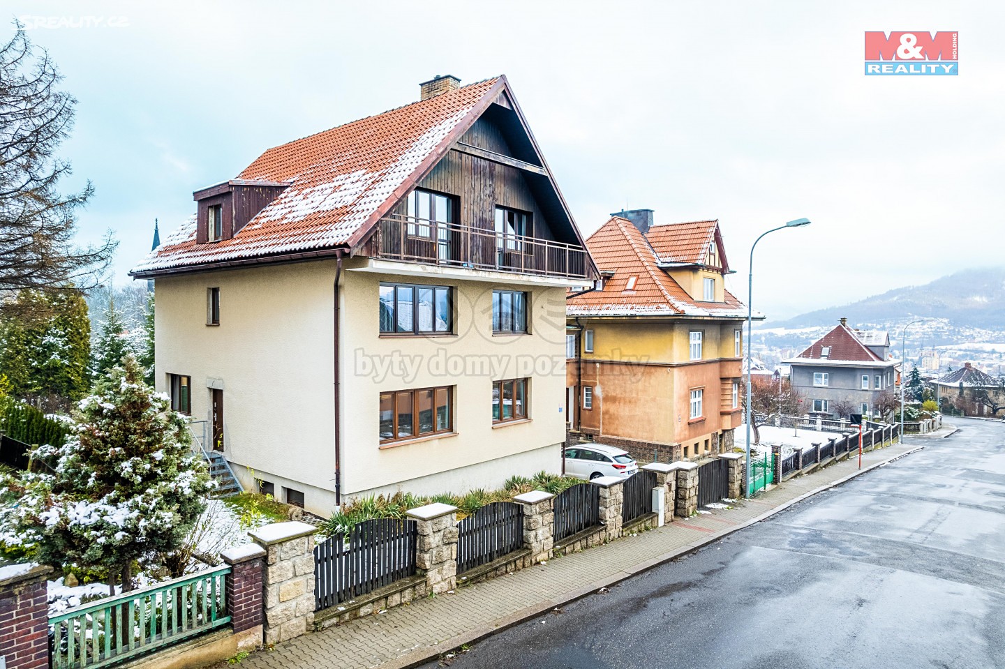 Prodej  rodinného domu 225 m², pozemek 459 m², Děčín - Děčín VI-Letná, okres Děčín