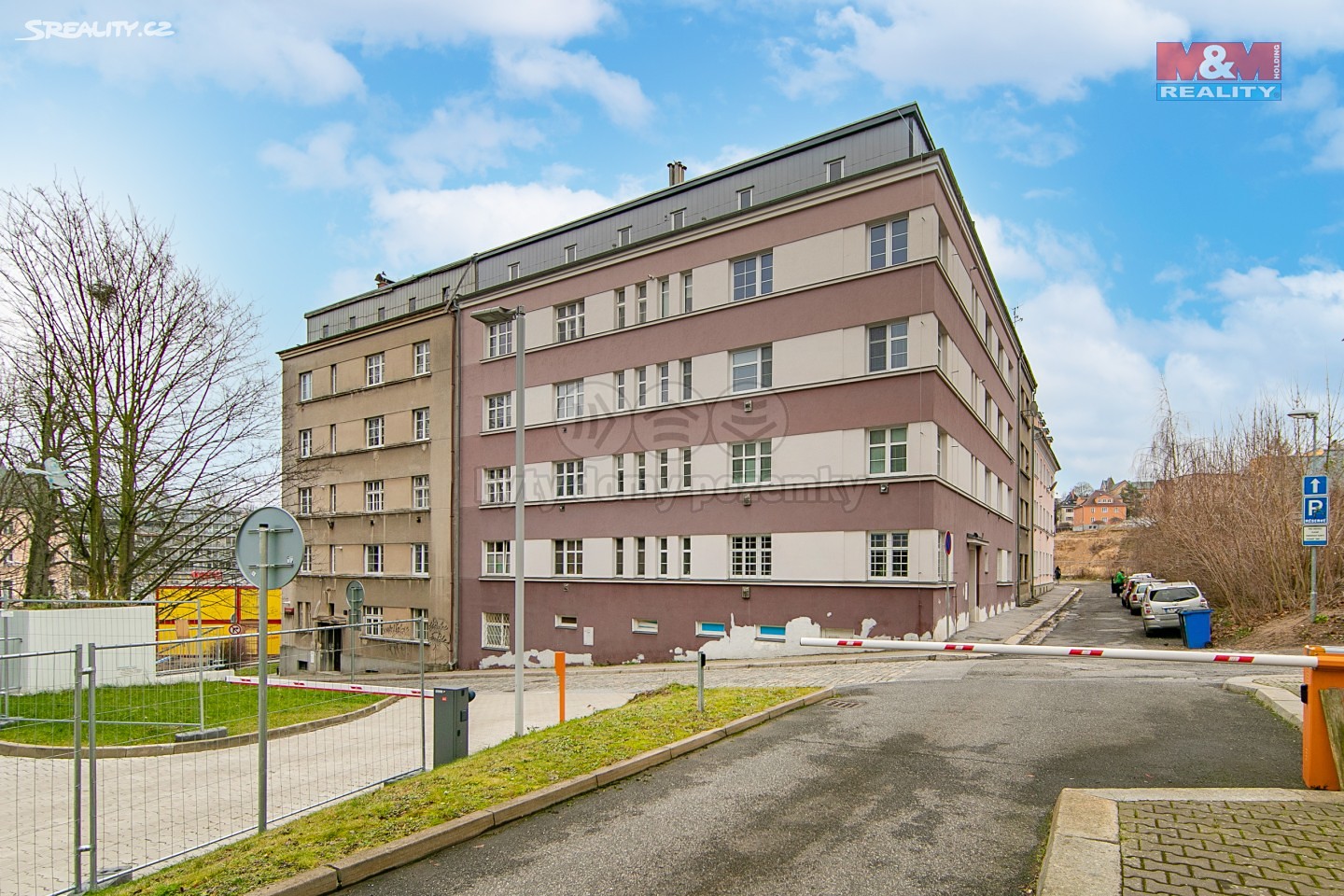 Prodej bytu 1+1 45 m², Fialková, Liberec - Liberec IV-Perštýn