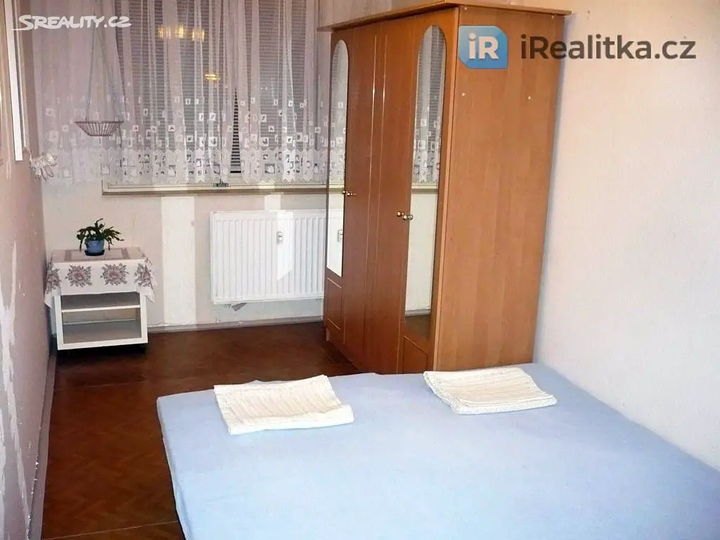 Prodej bytu 2+1 44 m², Na Valtické, Břeclav - Charvátská Nová Ves