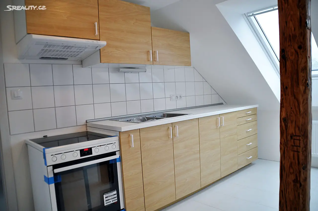 Pronájem bytu 2+1 64 m², Chabařovice - Roudníky, okres Ústí nad Labem