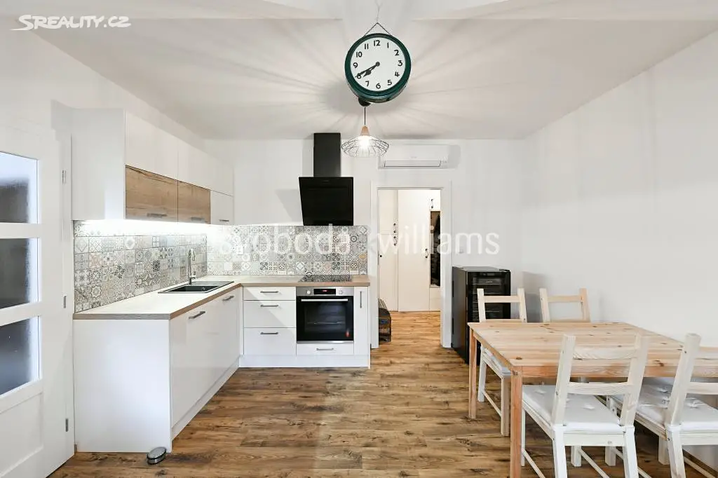 Pronájem bytu 2+kk 47 m², Na Švihance, Praha 2 - Vinohrady