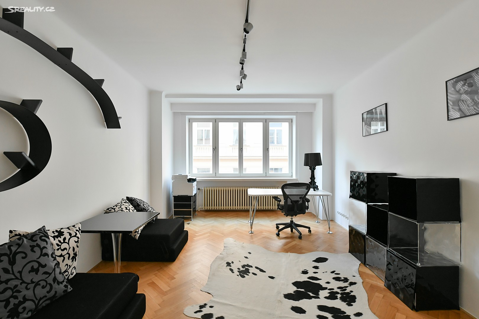 Pronájem bytu 3+1 127 m², Dlouhá, Praha - Staré Město