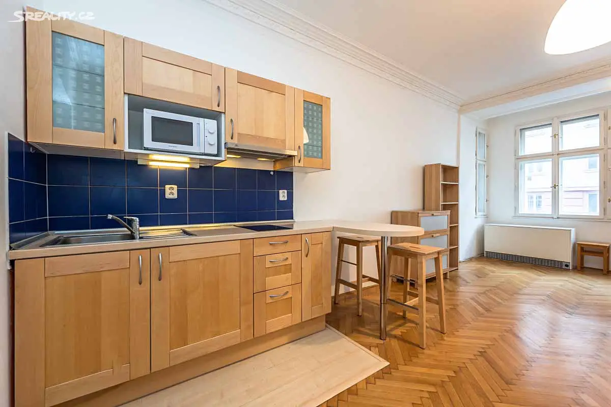 Pronájem bytu 1+kk 38 m², Verdunská, Praha 6 - Bubeneč
