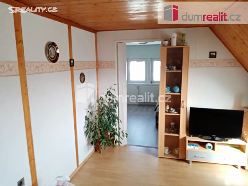 Pronájem bytu 2+1 45 m², Krymská, Liberec - Liberec VI-Rochlice