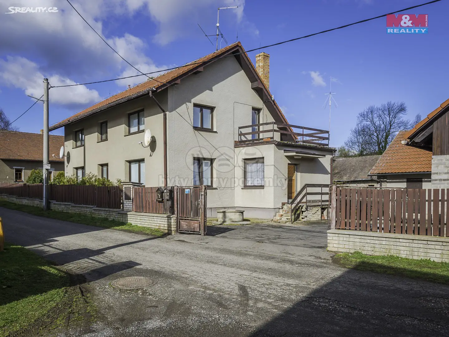 Prodej  rodinného domu 250 m², pozemek 750 m², Kytín, okres Praha-západ
