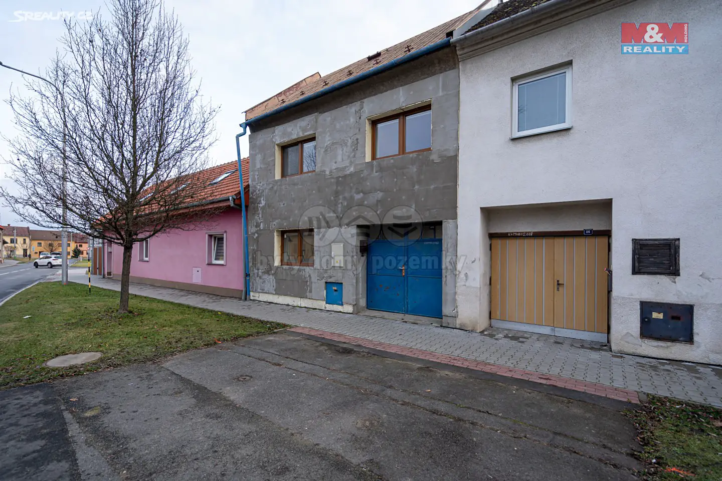 Prodej  rodinného domu 350 m², pozemek 981 m², Tlumačov, okres Zlín