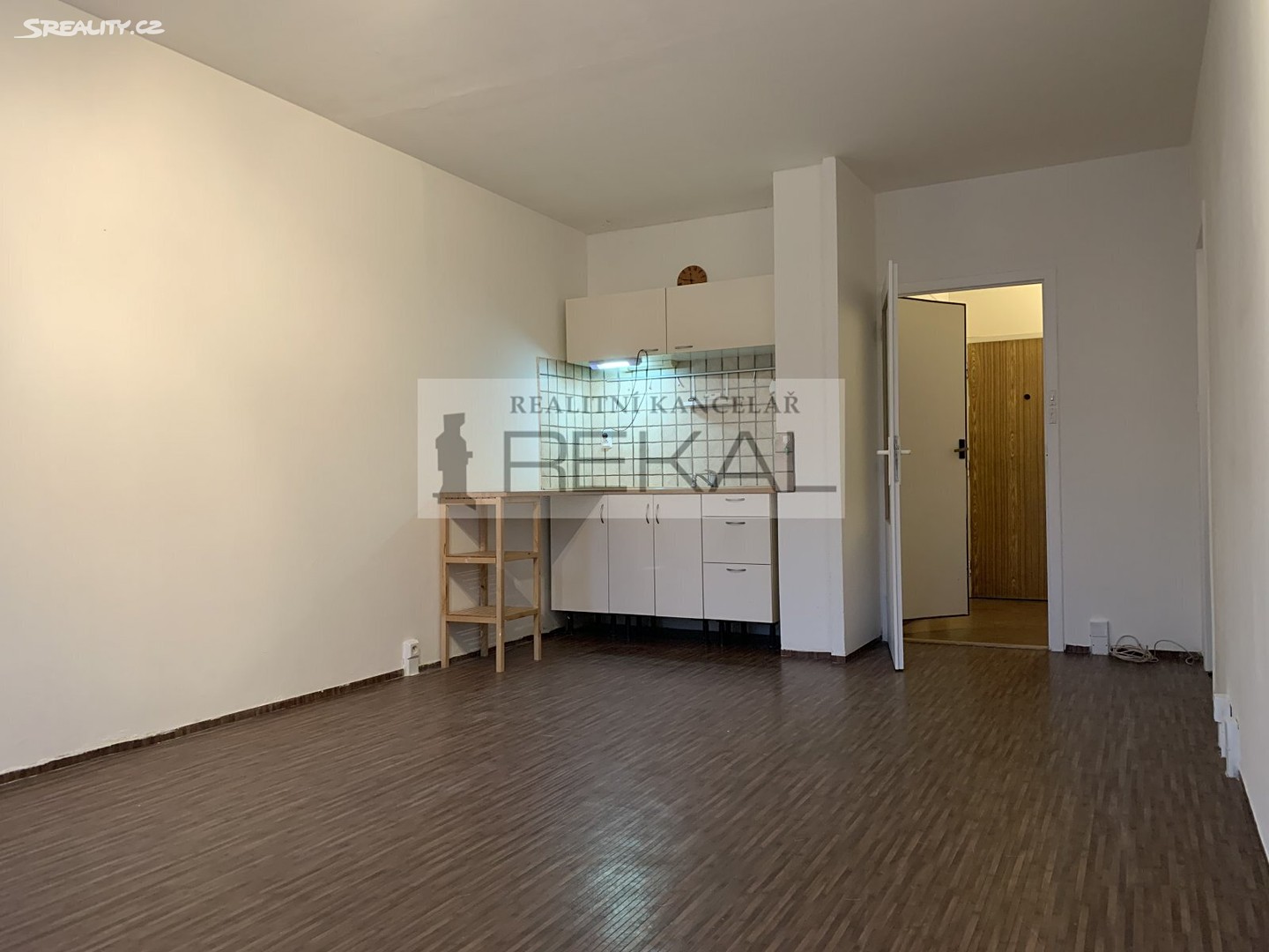 Pronájem bytu 1+kk 34 m², Levského, Praha 4 - Modřany