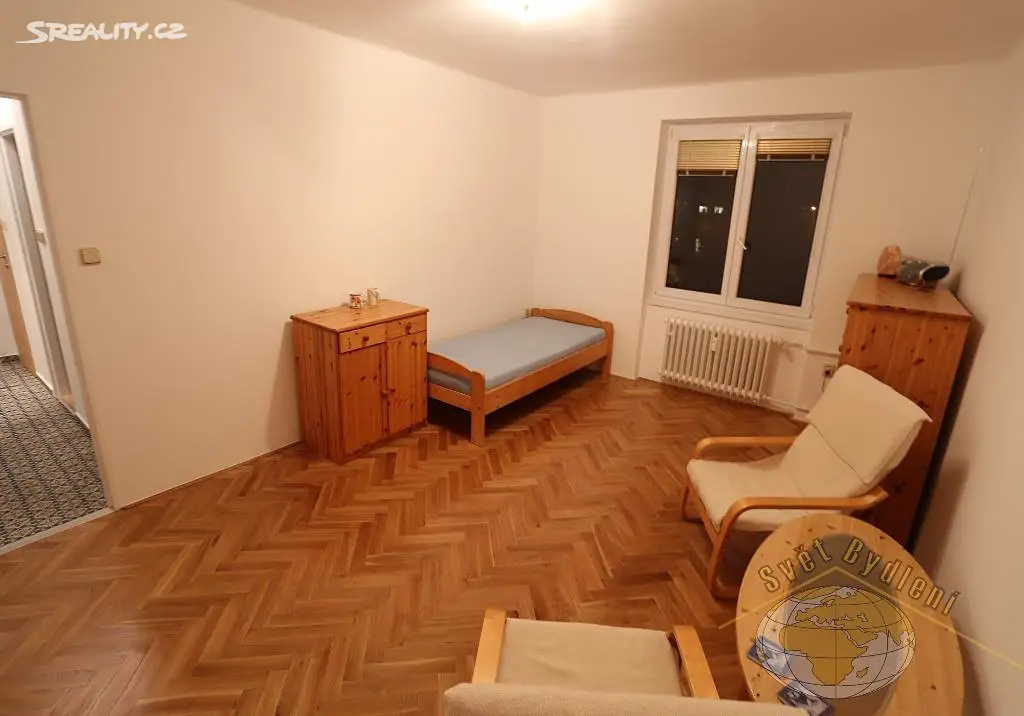 Pronájem bytu 2+1 54 m², Dobšická, Praha 9 - Horní Počernice