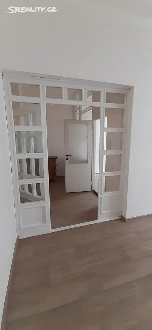 Pronájem bytu 2+1 50 m², Na Žertvách, Praha - Libeň