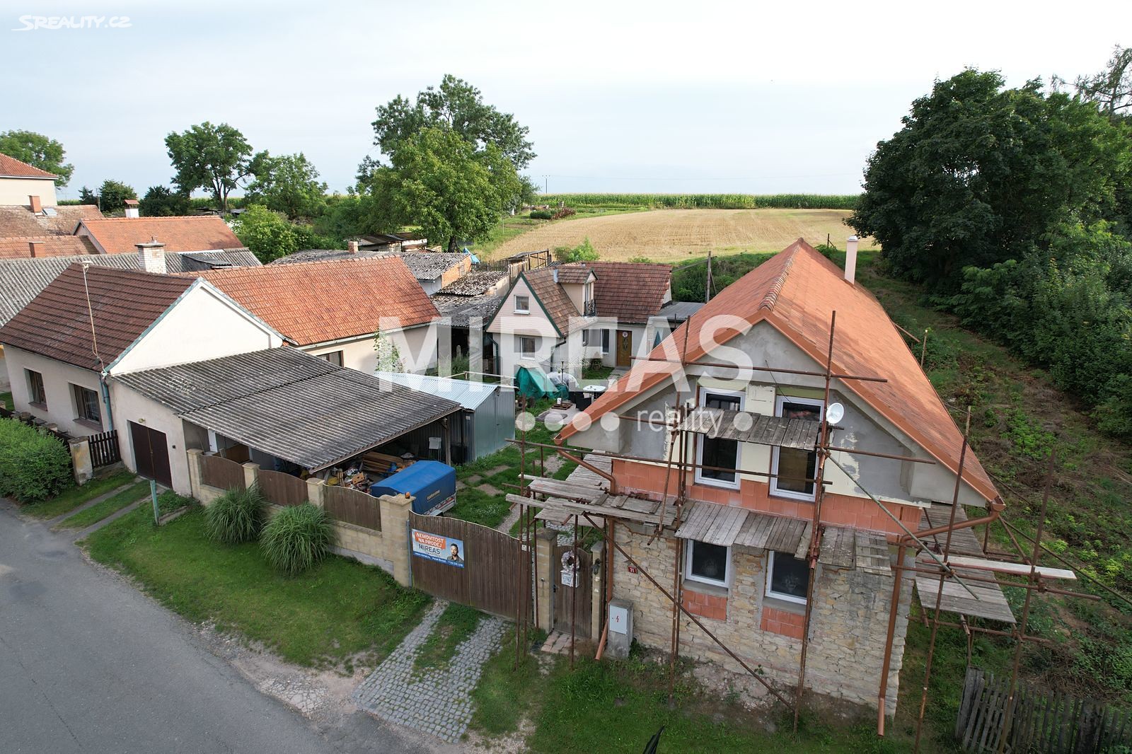Prodej  vícegeneračního domu 228 m², pozemek 529 m², Oskořínek, okres Nymburk