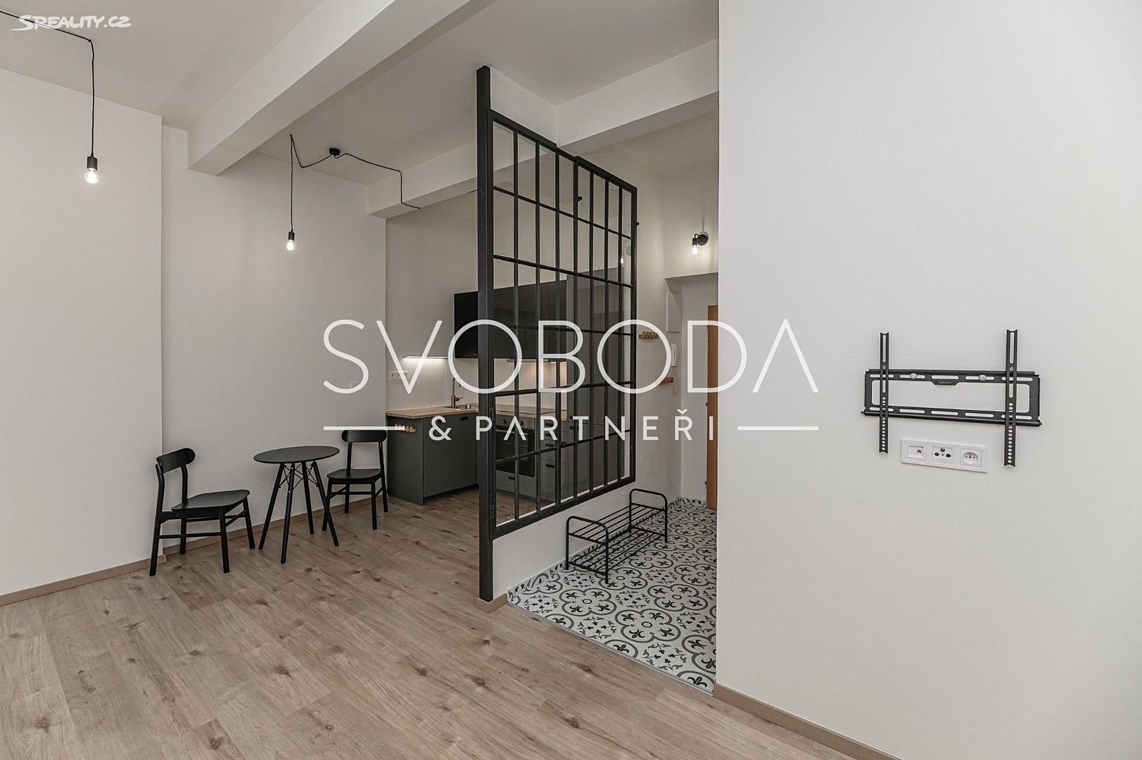 Pronájem bytu 1+kk 34 m², Průmyslová, Hradec Králové