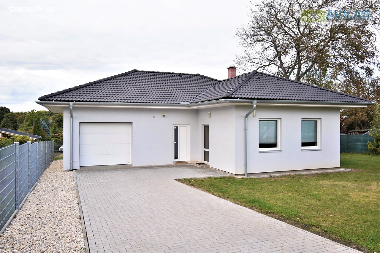 Pronájem  rodinného domu 101 m², pozemek 854 m², Českobrodská, Mukařov - Žernovka