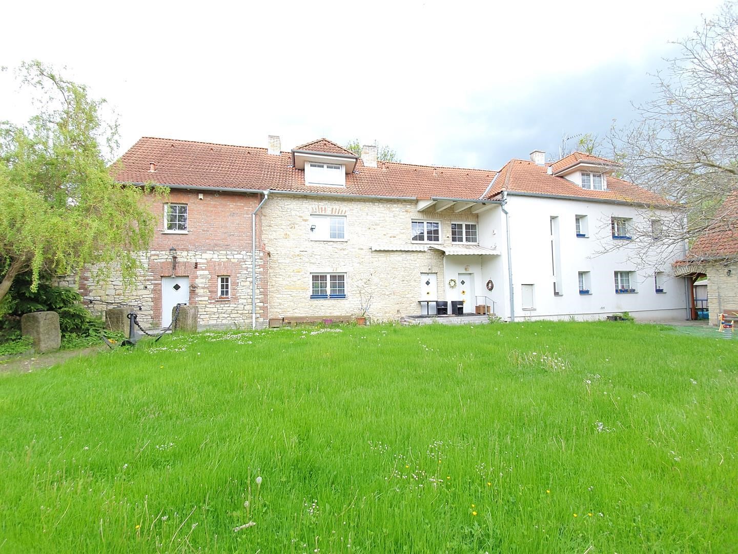 Prodej  rodinného domu 600 m², pozemek 1 992 m², Středokluky, okres Praha-západ