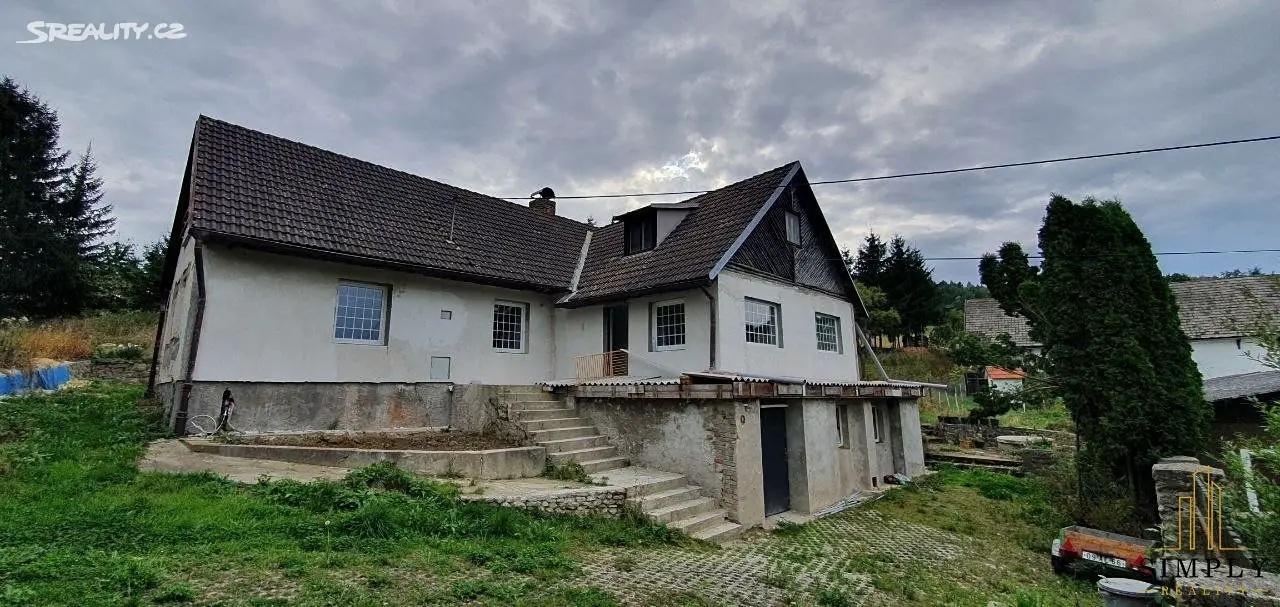 Prodej  rodinného domu 200 m², pozemek 3 941 m², Zvěstov, okres Benešov