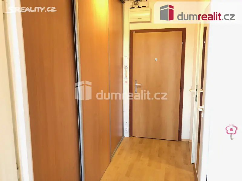 Pronájem bytu 1+kk 40 m², Bohumínská, Praha 9 - Letňany