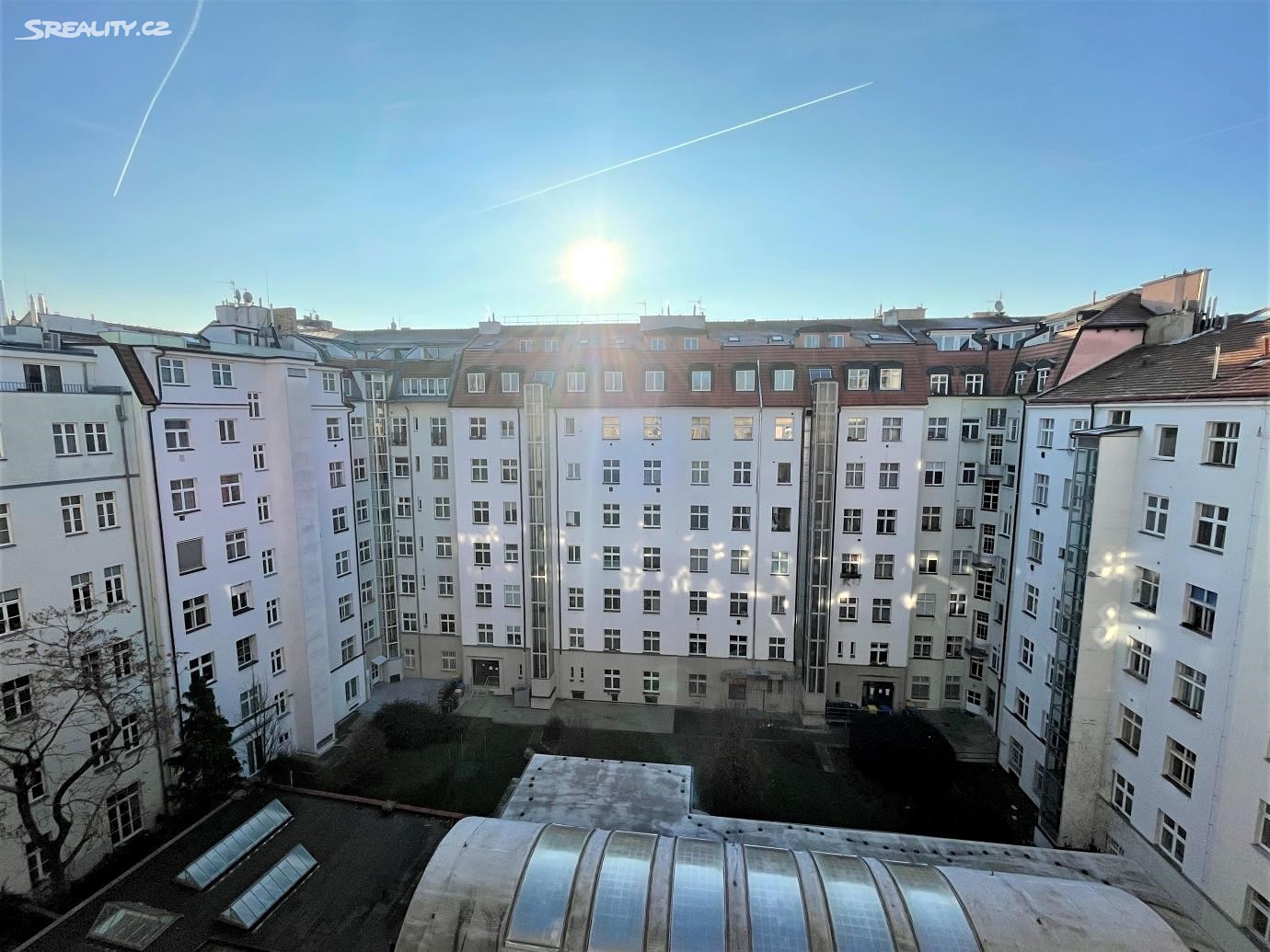Pronájem bytu 2+1 57 m² (Podkrovní), Trojická, Praha 2 - Nové Město