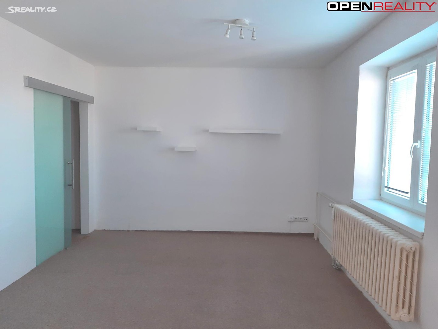 Pronájem bytu 2+kk 45 m², Pohořelice, okres Brno-venkov