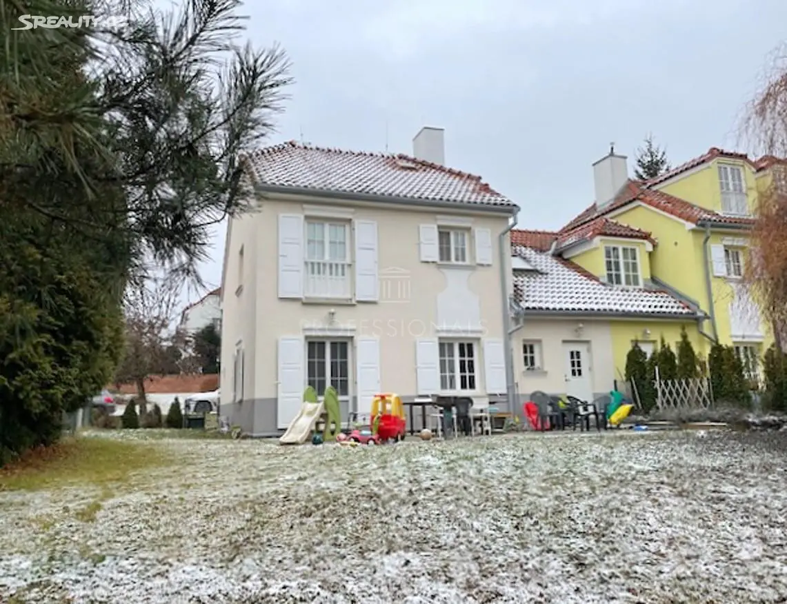 Pronájem  rodinného domu 194 m², pozemek 109 m², Na Malé Šárce, Praha - Nebušice