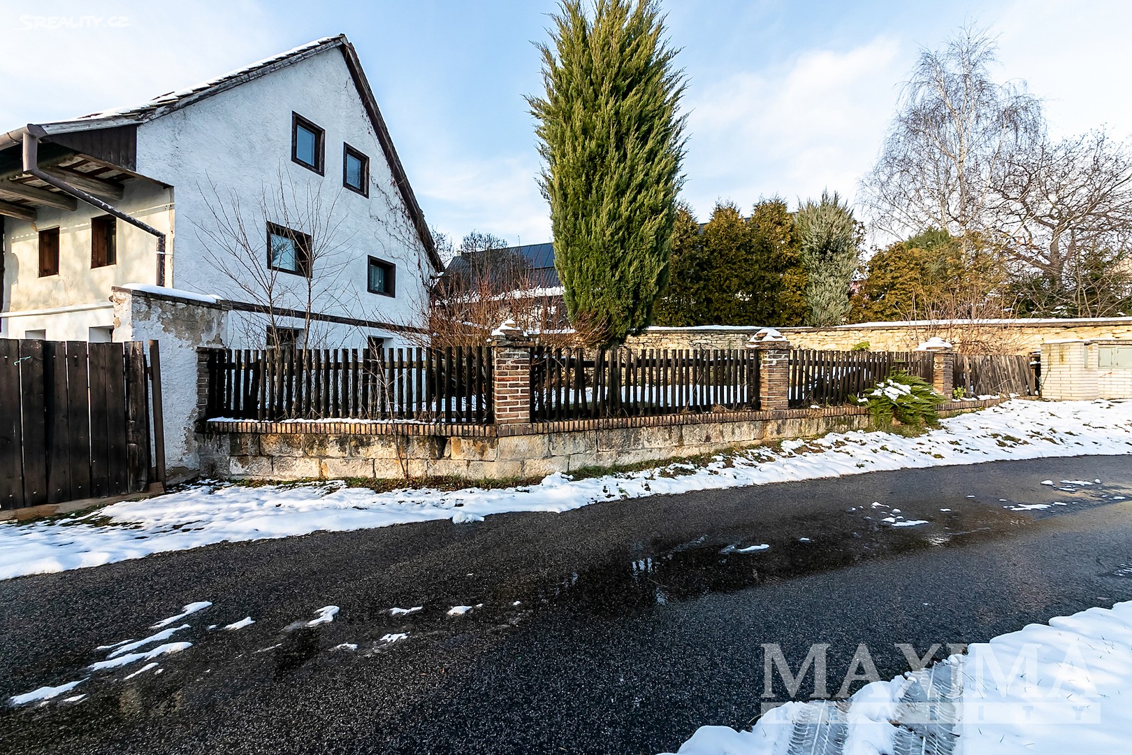 Prodej  chalupy 250 m², pozemek 2 300 m², Hoštka - Malešov, okres Litoměřice