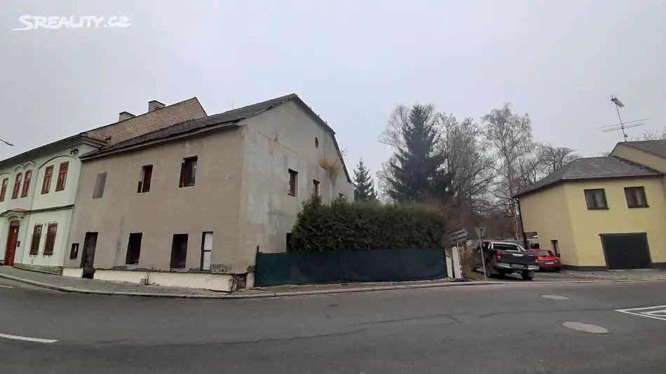 Prodej  rodinného domu 290 m², pozemek 112 m², Počapská, Březnice