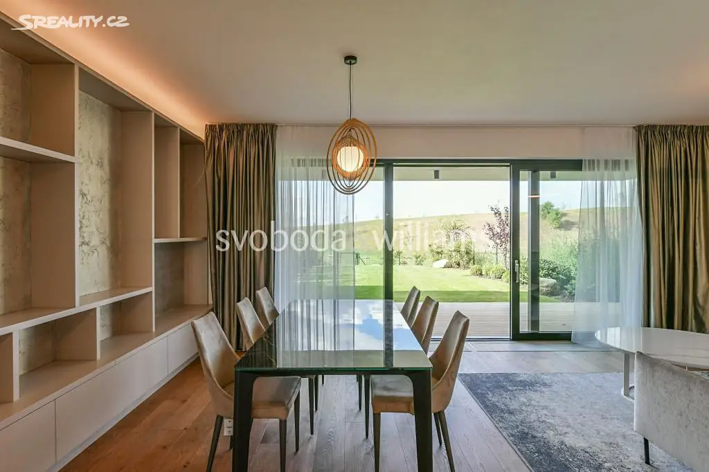 Prodej  rodinného domu 180 m², pozemek 361 m², U Golfu, Praha 10 - Dolní Měcholupy