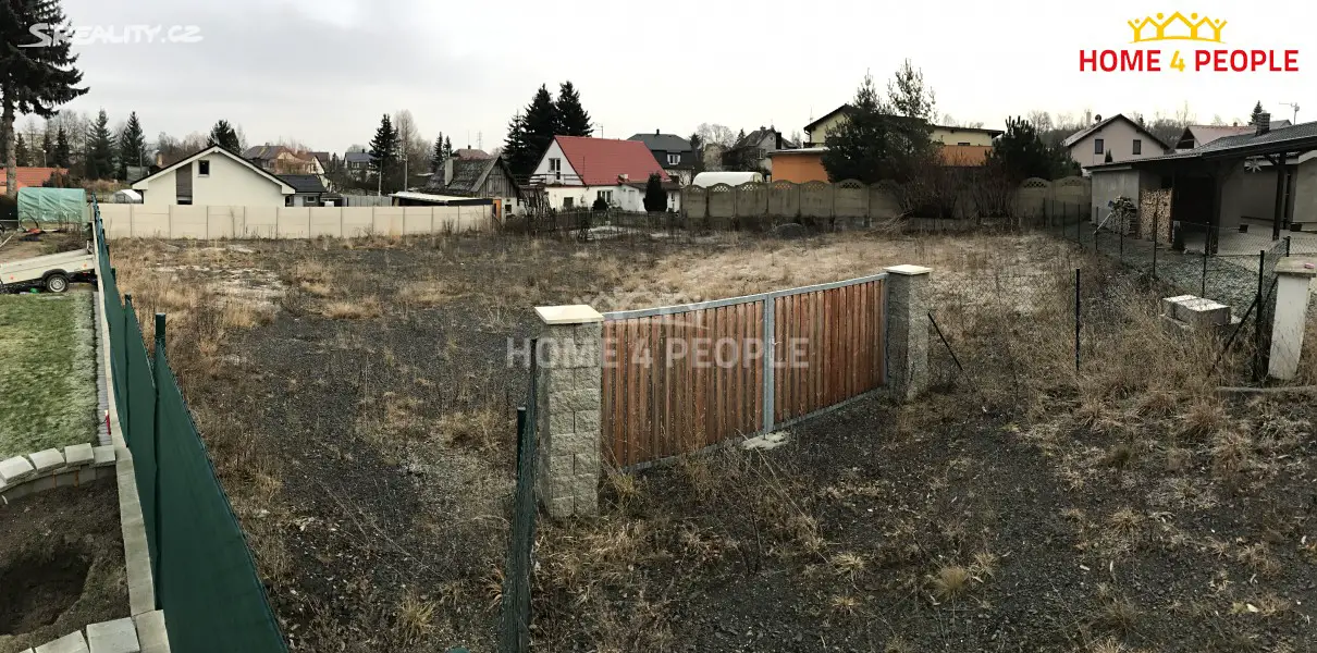 Prodej  stavebního pozemku 950 m², Nová Role - Mezirolí, okres Karlovy Vary