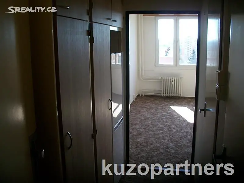 Pronájem bytu 1+kk 24 m², Počernická, Praha 10 - Malešice