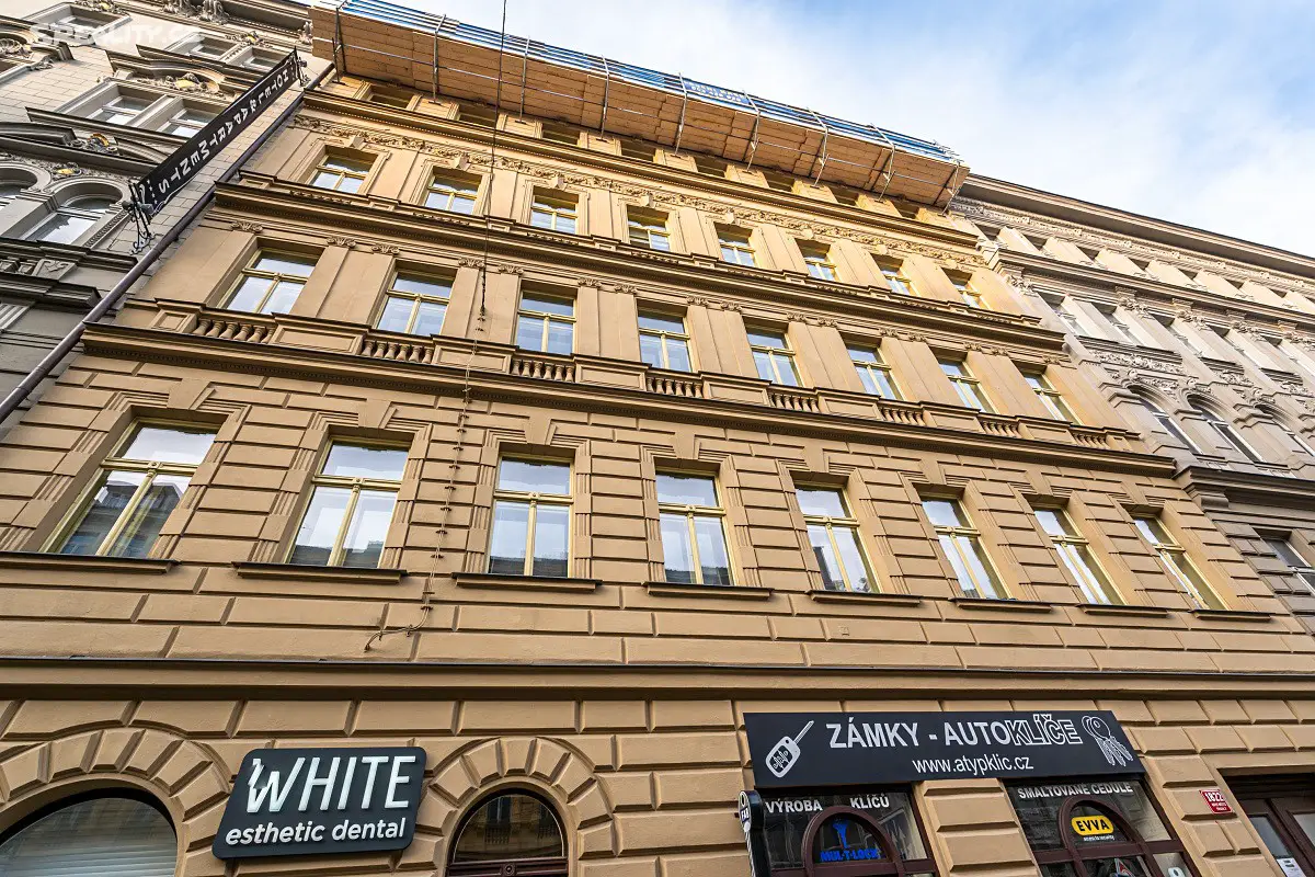 Pronájem bytu 1+kk 33 m² (Loft), Legerova, Praha 2 - Nové Město
