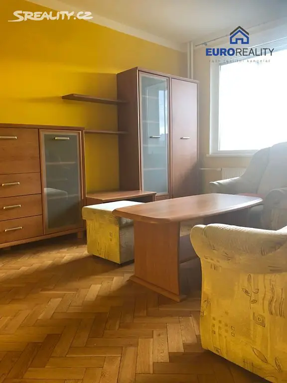 Pronájem bytu 2+1 61 m², Ostrovská, Karlovy Vary - Bohatice