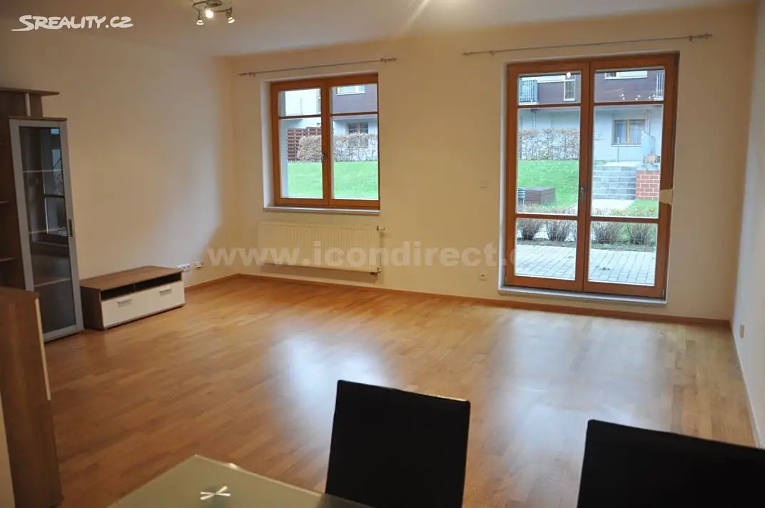 Pronájem bytu 2+kk 60 m², V Zahrádkách, Praha 3 - Žižkov