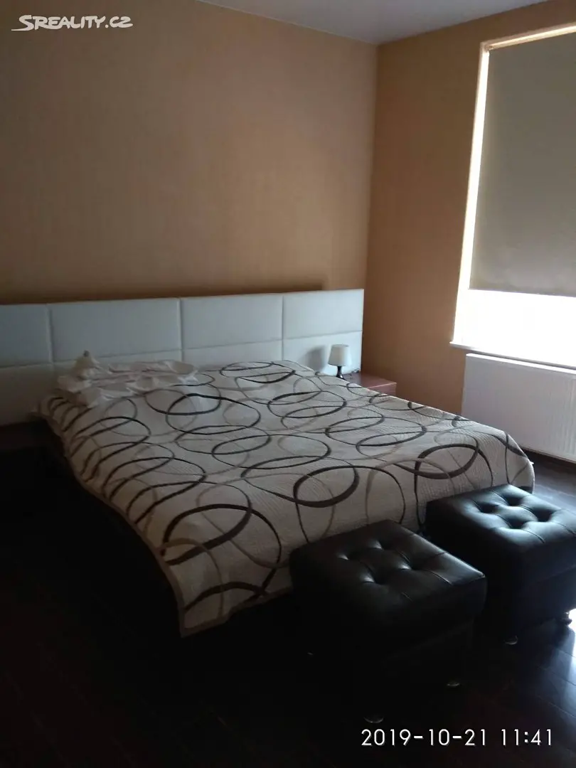 Pronájem bytu 3+1 94 m², Varšavská, Karlovy Vary