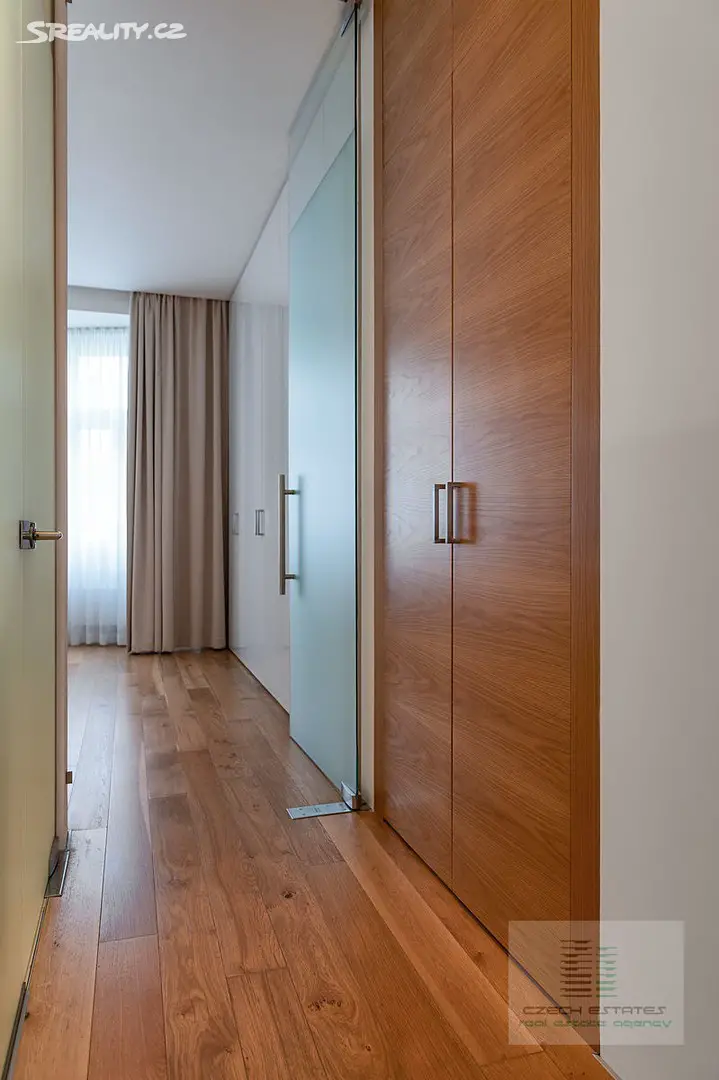 Pronájem bytu 3+1 117 m², Laubova, Praha 3 - Vinohrady