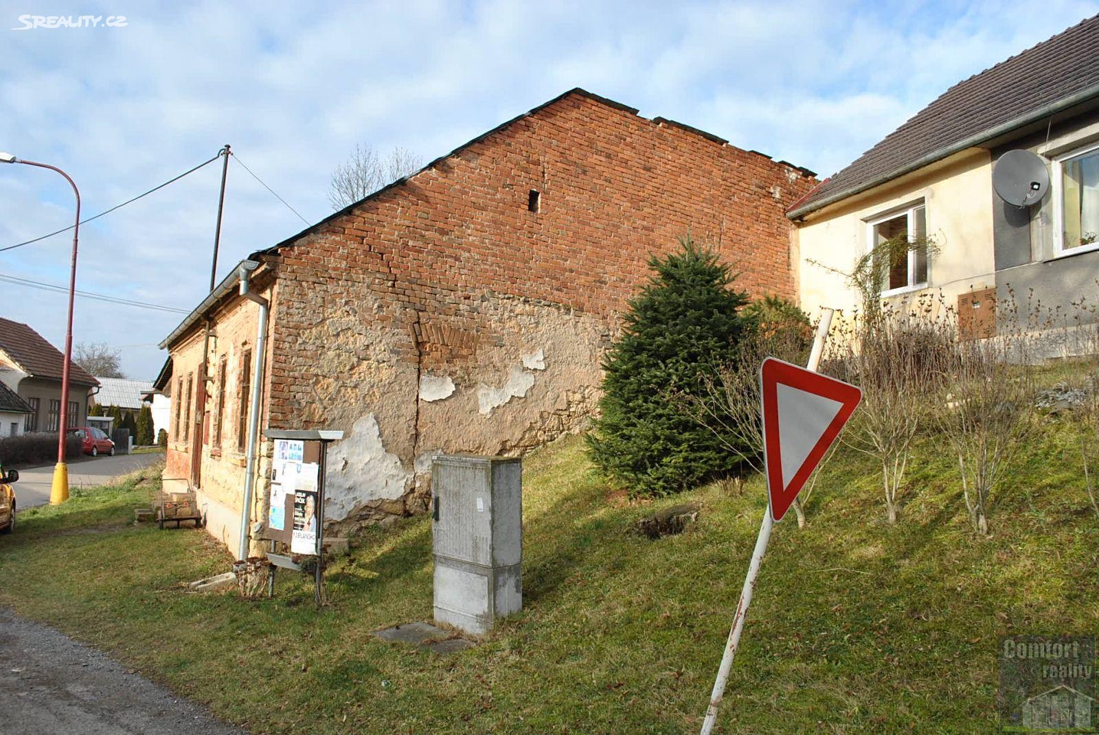 Pronájem  rodinného domu 69 m², pozemek 606 m², Jaroměřice, okres Svitavy